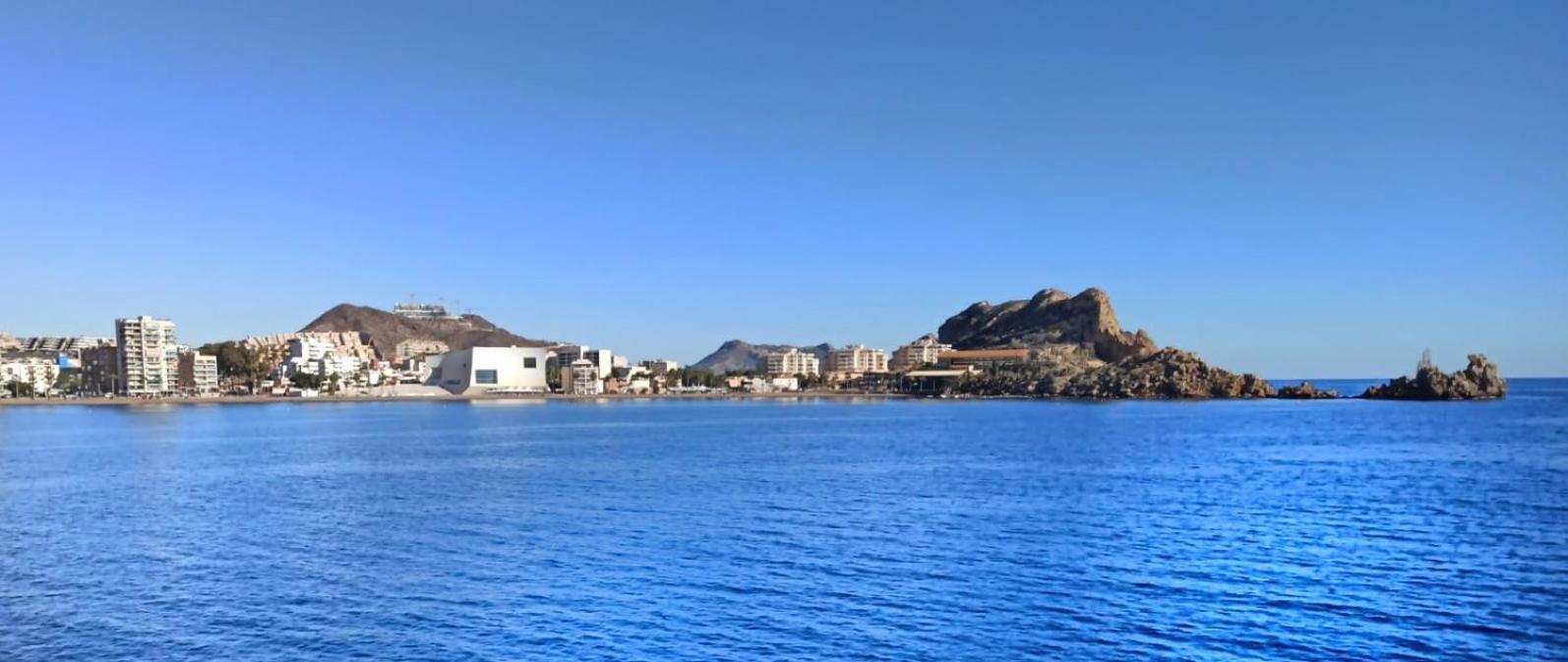 Vacaciones Aguilas Con Aire Acondicionado Y Wifi - By Aloha Palma Exterior photo